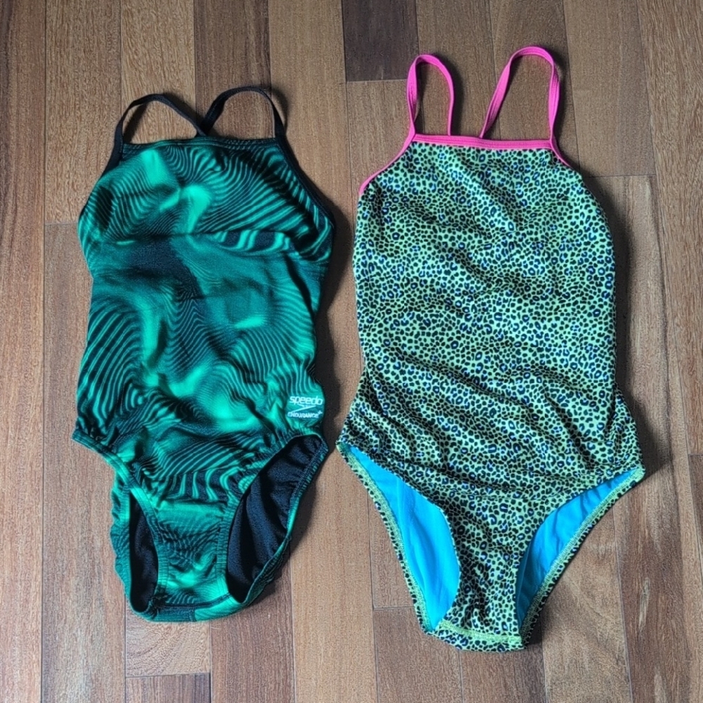 Speedo Girls' Green & Teal Patterned One-Piece Swimsuit with Pink Trim